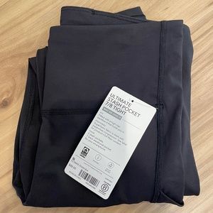Athleta Ultimate Stash Pocket 7/8 Legging, Black, size Small NWT